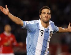 排球赛场焦点！中国队对阵美国队，连胜纪录继续刷新，球队势不可挡